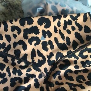 NWT new ascend pant kind cheetah